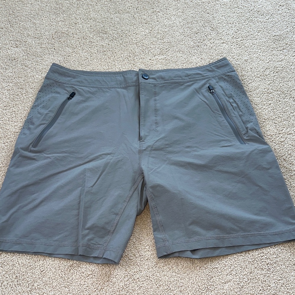 Mack Weldon shorts